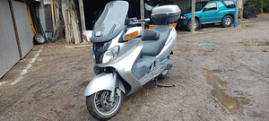 Suzuki Burgman 650cc (3 foto / 4)