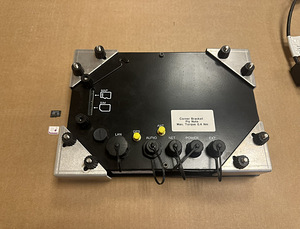 Q10“ Buster/Yamarin originaal plotter/kajalood.(Q1) (5 foto / 6)