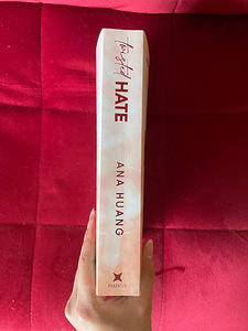 Ana Huang - Twisted Hate (book ENG) (3 foto / 4)