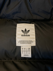 Adidas теплый пуховик (2 фото из 5)