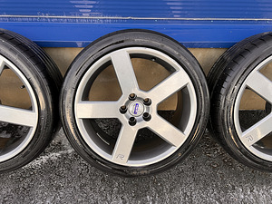 Volvo Pegasus veljed (4 foto / 5)
