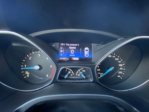Ford Focus 2.0 2016 (11 фото из 13)