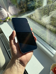Продам iphone 14 pro max 128GB 84% аккумулятора. (2 фото из 3)