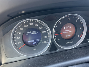 Volvo xc 60 (1 foto / 6)