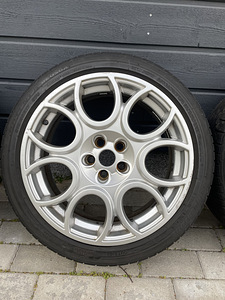Литые диски 5x98 мм R 17 Alfa Romeo (4 фото из 7)