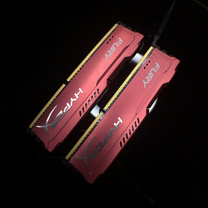 DDR3 RAM HYPERX FURY 8GB (1 foto / 2)