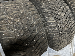 295/35/21 GoodYear UltraGrip Arctic 2, DOT 4721, 9,5mm (5 foto / 6)