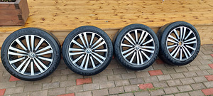 235/45/17 5x112 (1 foto / 3)