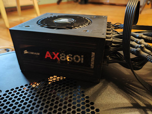 Corsair Ax860i (1 foto / 3)