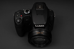 LUMIX DC-FC82 - 20-1200mm f2.8-5.9 (1 foto / 6)