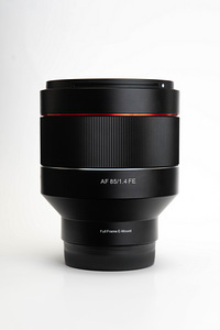Samyang AF 85mm f/1.4 objektiiv SONY E (3 foto / 3)