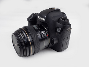 Фотоаппарат Canon EOS 6D Mark I + Canon EF 85mm f/1.8