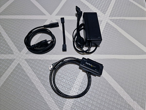StarTech USB 3.0 to SATA/IDE Adapter (1 foto / 2)