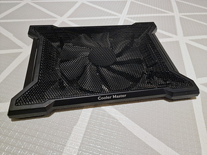 Cooler Master NotePal X-SLIM II sülearvuti alus (2 foto / 3)