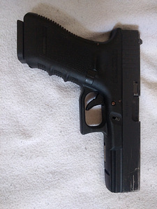 We glock 17 + кабура (2 фото из 3)