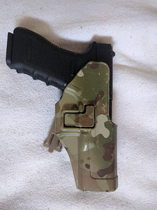 We glock 17 + кабура (3 фото из 3)