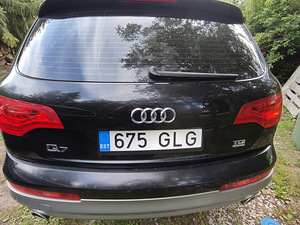 AUDI Q7 2012 S-Line FACELIFT (3 foto / 7)