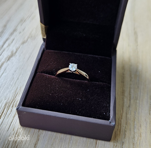Золотое кольцо с бриллиантом 0,22ct, новое, 585 проба (фото #1)