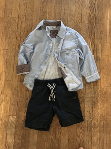 Приличная одежда для мальчика 4-5 лет (2 фото из 5)