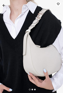 Tommy jeans TJW BOLD SHOULDER BAG (1 foto / 2)