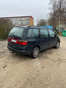 Ford Galaxy 1.9 TDI (3 foto / 4)