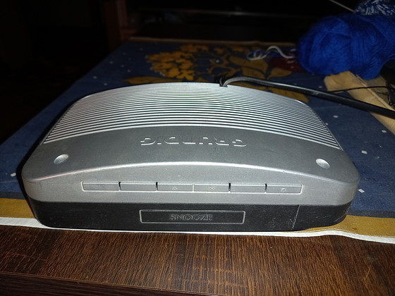 Радио часы grundig