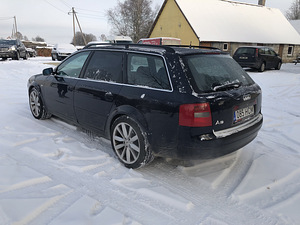 М: Audi A6 C5 2.8q МКПП (4 фото из 5)