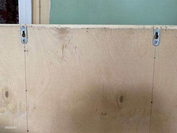 Витринный настенный шкаф ручной работы (фото #8)