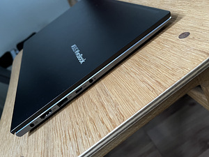 Asus Vivobook (3 фото из 7)