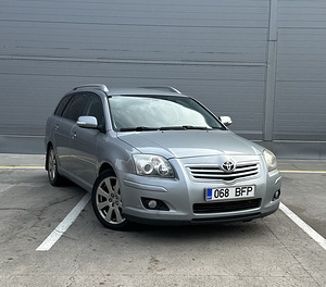Toyota Avensis facelift 2.0 93kw d4d (2 foto / 14)