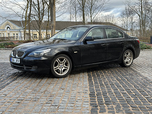 BMW 520d 130kw Facelift 2007 (1 foto / 14)