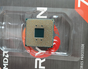 AMD Райзен 7 5800X (1 фото из 3)