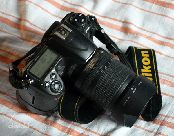 Fotoaparaat Nikon D300 objektiiv AF-S Nikkor 18-105mm (foto #2)