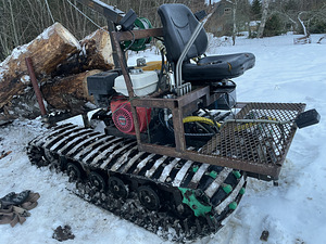 Väike metsaveo traktor (3 foto / 4)