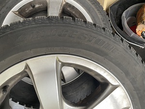 Autorehvid (talverehvid) + veljed 205/60/R16 Bridgestone (5 foto / 6)