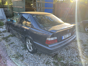 M: BMW e36 320i 98” manuaal (2 foto / 11)