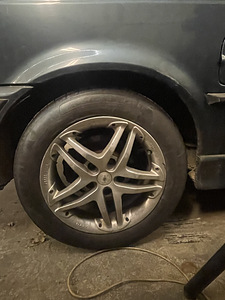 M: momo 16” 5x120 veljed (5 foto / 6)