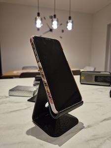Telefoni hoidik/hoidja – 3D prinditud PLA (2 foto / 4)