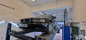 BMW e38 730d 142kw 2001 (14 фото из 14)