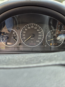 Mercedes Benz ML 270cdi juubeli eri (7 foto / 7)