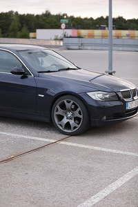 BMW 330XD E91 (2 foto / 14)