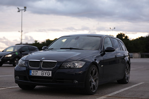 BMW 330XD E91 (4 foto / 14)