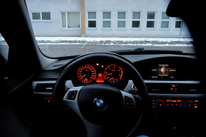 BMW 330XD E91 (10 foto / 14)