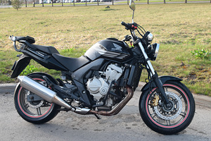 Honda CBF600NA '08 ABS (1 foto / 9)