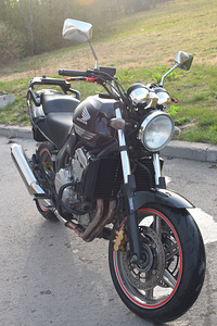Honda CBF600NA '08 ABS (2 foto / 9)
