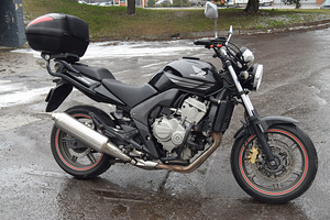 Honda CBF600NA '08 ABS (6 foto / 9)