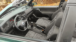 Volkswagen Golf Cabrio 1.9tdi AFN ÜV 10.2023 (6 foto / 11)