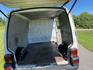 VOLKSWAGEN TRANSPORTER KASTEN (3 foto / 5)