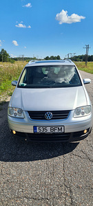VOLKSWAGEN touran 1.9 tdi 2004 (1 foto / 7)