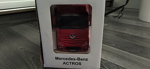 Mercedes-Benz ACTROS. (2 foto / 3)